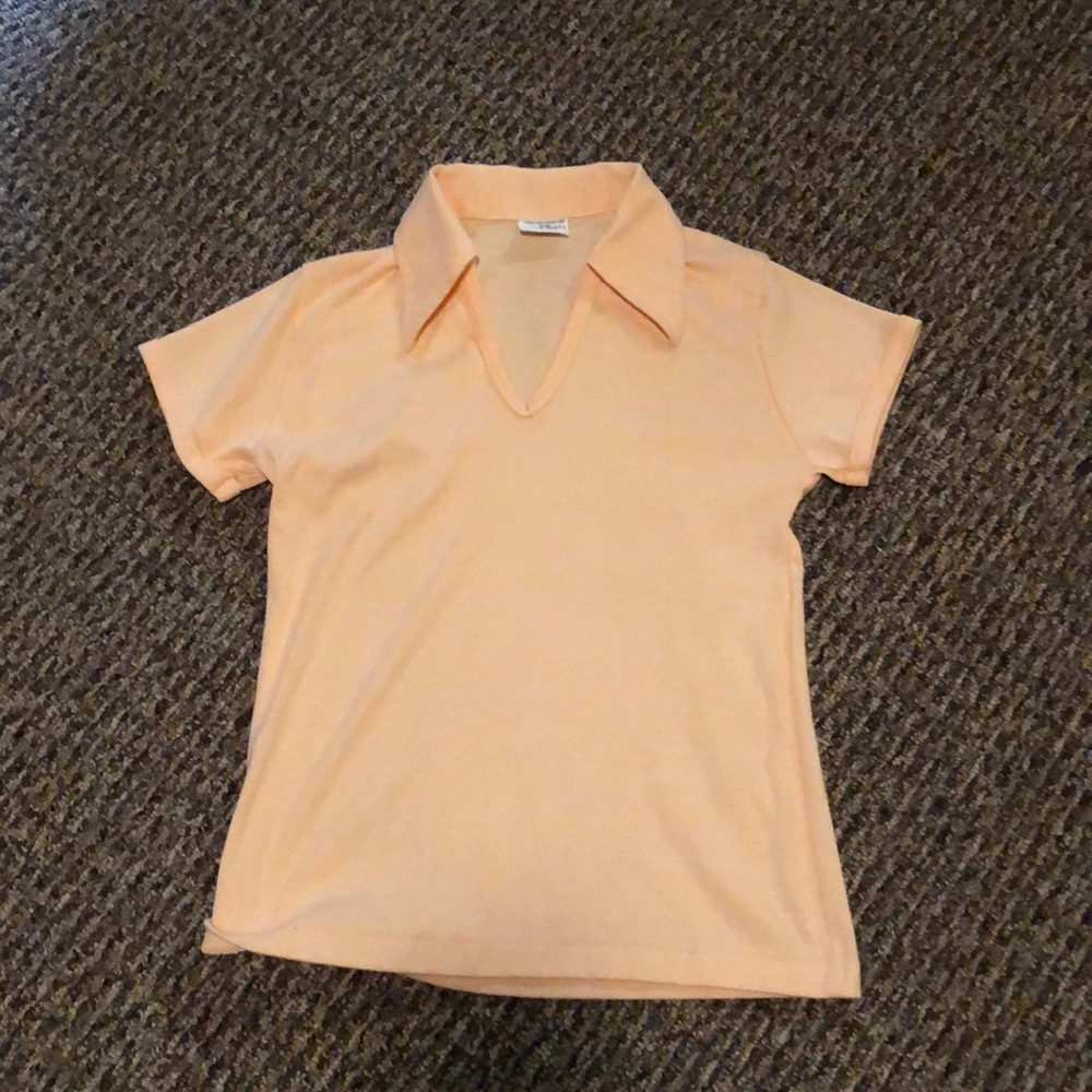 Women’s peach polo T